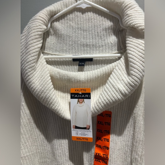Tahari Pullover Turtle Neck Sweaters - Picture 5 of 5